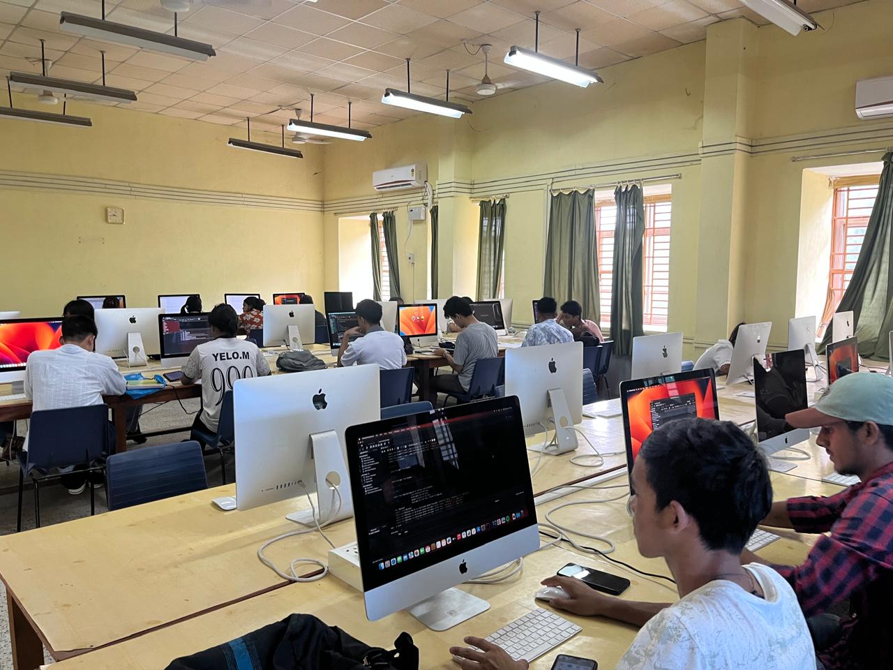 ADVANCED COMPUTING LAB